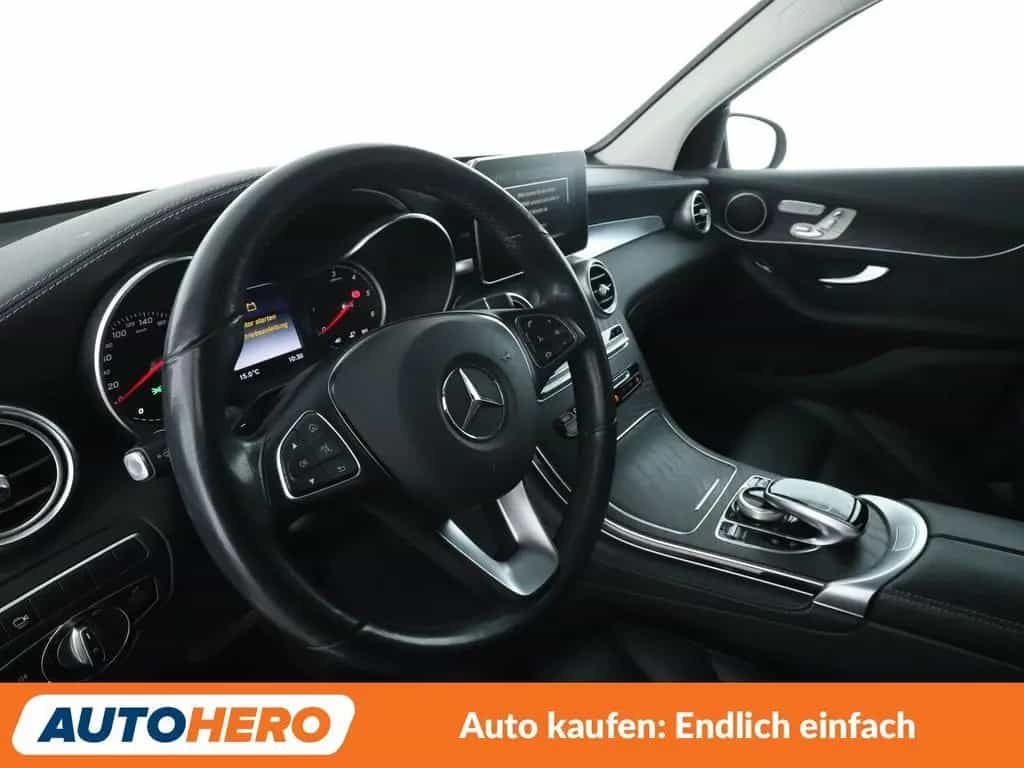 Mercedes-Benz GLC-Class GLC 220 4Matic Exclusive Aut.*LED*PDC 03/2019-photo-8