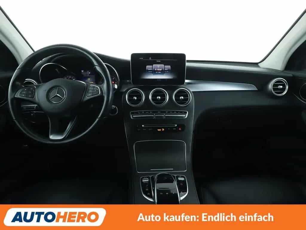 Mercedes-Benz GLC-Class GLC 220 4Matic Exclusive Aut.*LED*PDC 03/2019-photo-9
