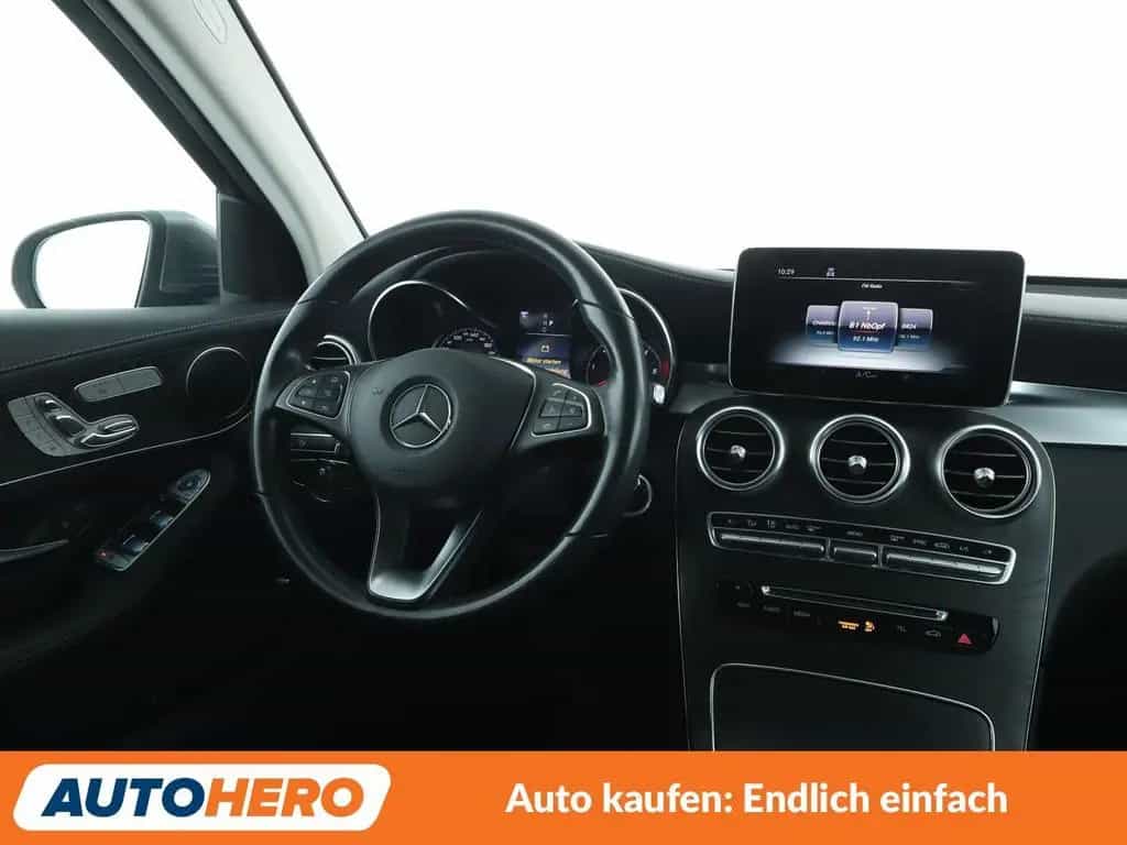 Mercedes-Benz GLC-Class GLC 220 4Matic Exclusive Aut.*LED*PDC 03/2019-photo-10