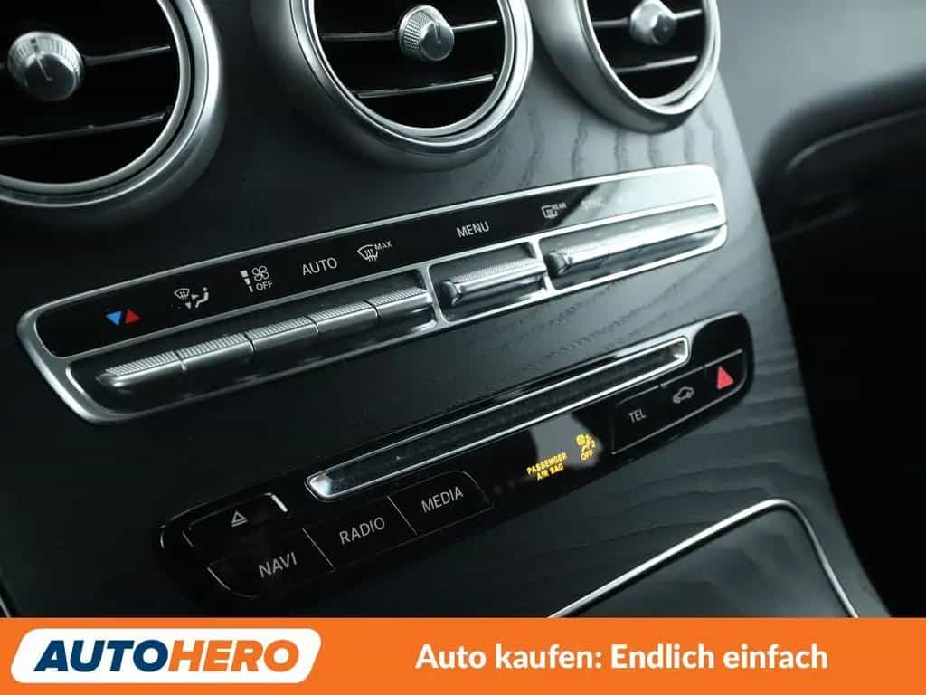 Mercedes-Benz GLC-Class GLC 220 4Matic Exclusive Aut.*LED*PDC 03/2019-photo-19