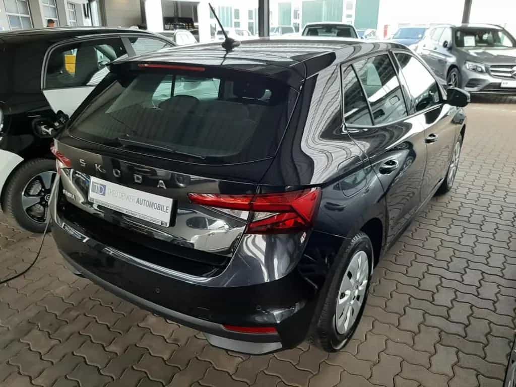 Skoda Fabia TSI DSG 07/2024-photo-1