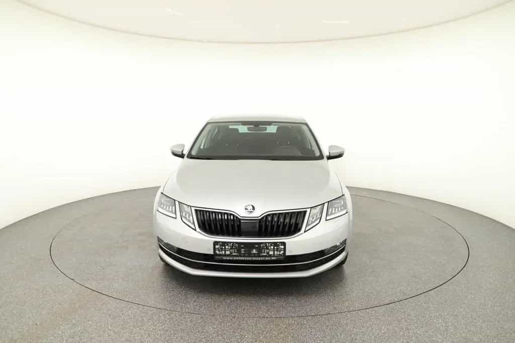 Skoda Octavia 1.5 TSI ACT Style LED+CARPLAY+PDC+SHZ+ 03/2020-photo-1