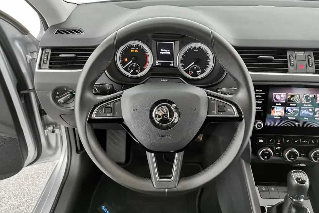 Skoda Octavia 1.5 TSI ACT Style LED+CARPLAY+PDC+SHZ+ 03/2020-photo-12