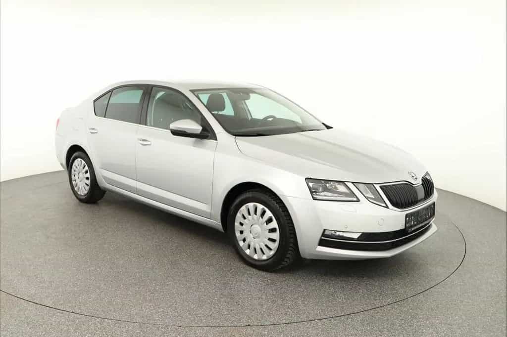 Skoda Octavia 1.5 TSI ACT Style LED+CARPLAY+PDC+SHZ+ 03/2020-photo-2