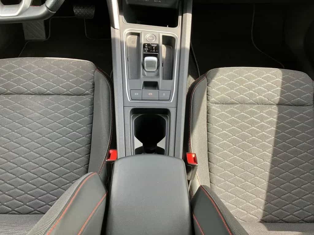 Seat Leon SPORTSTOURER 1.5 eTSI DSG FR KAMERA+BEATS 01/2022-photo-33