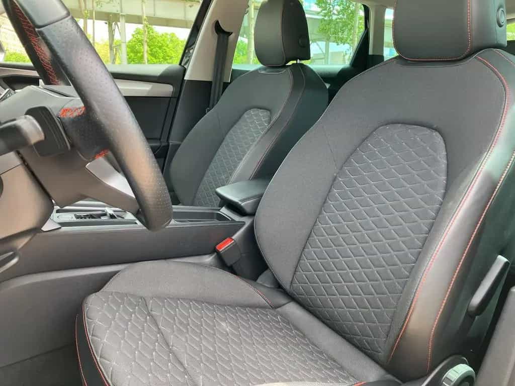 Seat Leon SPORTSTOURER 1.5 eTSI DSG FR KAMERA+BEATS 01/2022-photo-8