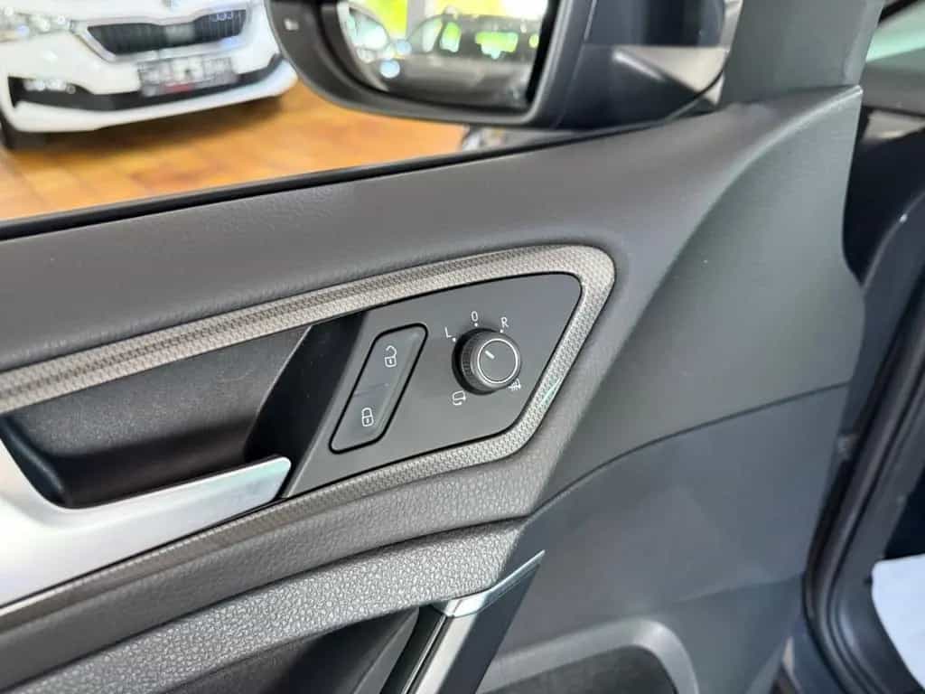Volkswagen Golf VII Lim. Join Start-Stopp/R-LINE/NAVI/SHZ/ 10/2018-photo-18