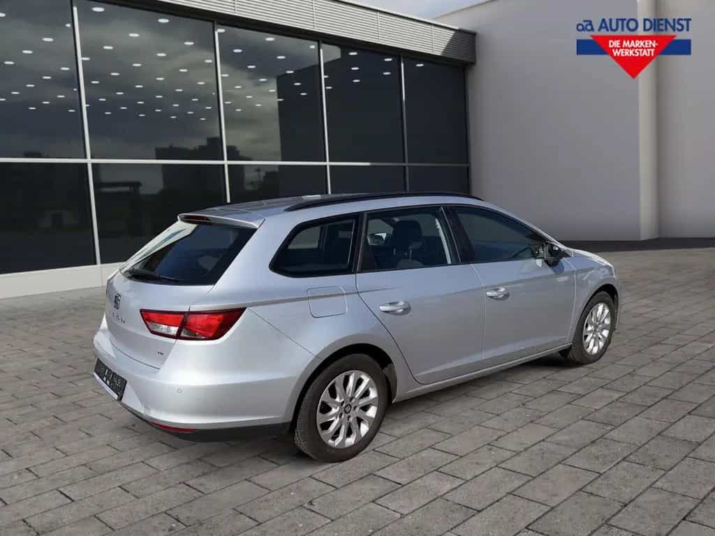 Seat Leon ST Style 03/2014-photo-1