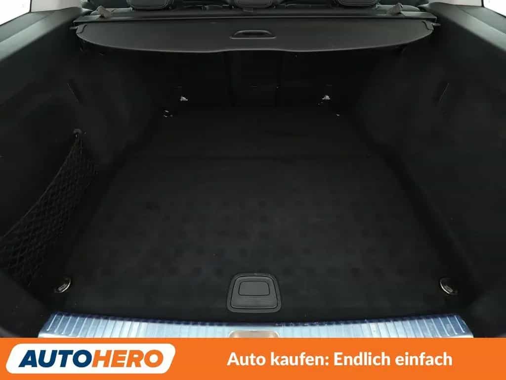 Mercedes-Benz C 180 C-Klasse C 180 T Avantgarde Aut.*NAVI*TEMPO*CAM* 08/2019-photo-17