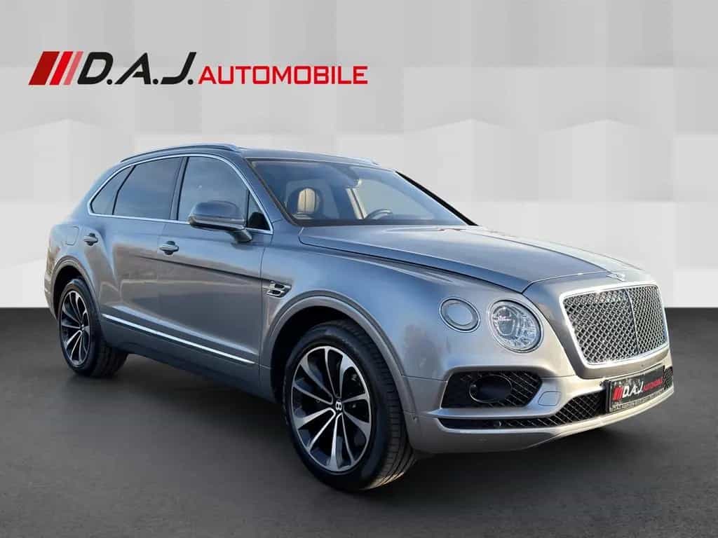 Bentley Bentayga 6.0 W12 4WD Massage Night Sitzb ACC HuD 03/2016-photo-6