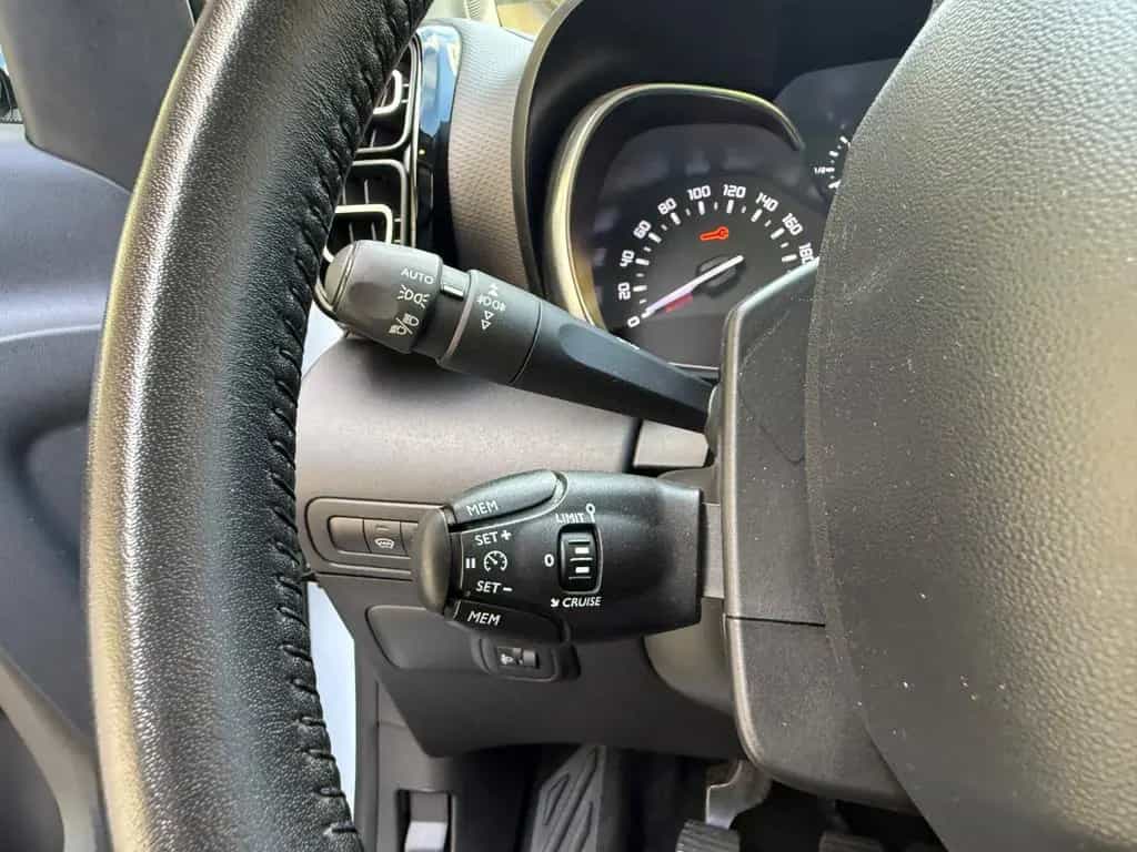 Citroën C3 Aircross Shine*PDC*LED*Tempo*CarPlay*Navi 01/2019-photo-25