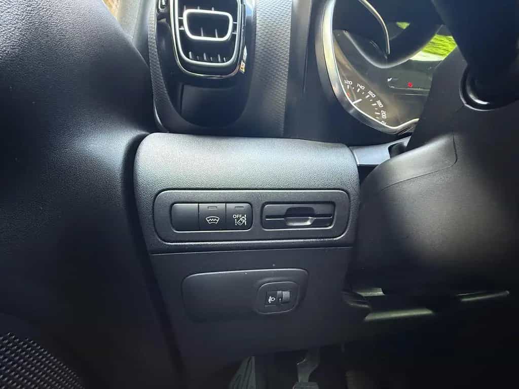 Citroën C3 Aircross Shine*PDC*LED*Tempo*CarPlay*Navi 01/2019-photo-27