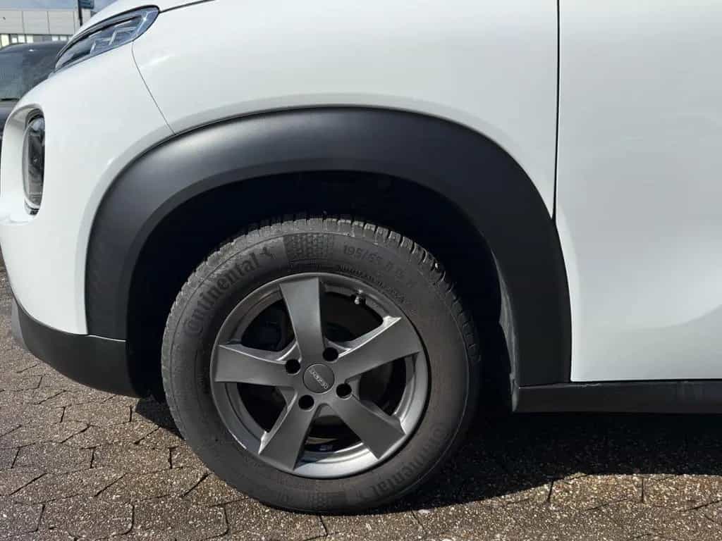 Citroën C3 Aircross Shine*PDC*LED*Tempo*CarPlay*Navi 01/2019-photo-29