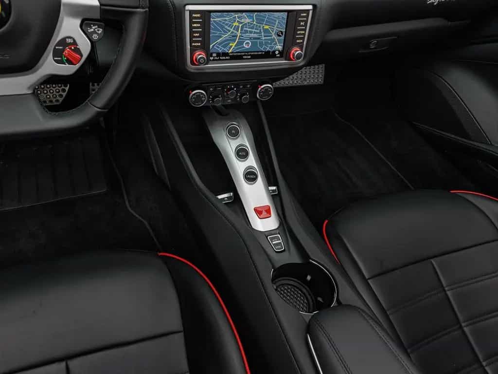 Ferrari California T Handling Speciale 04/2017-photo-13