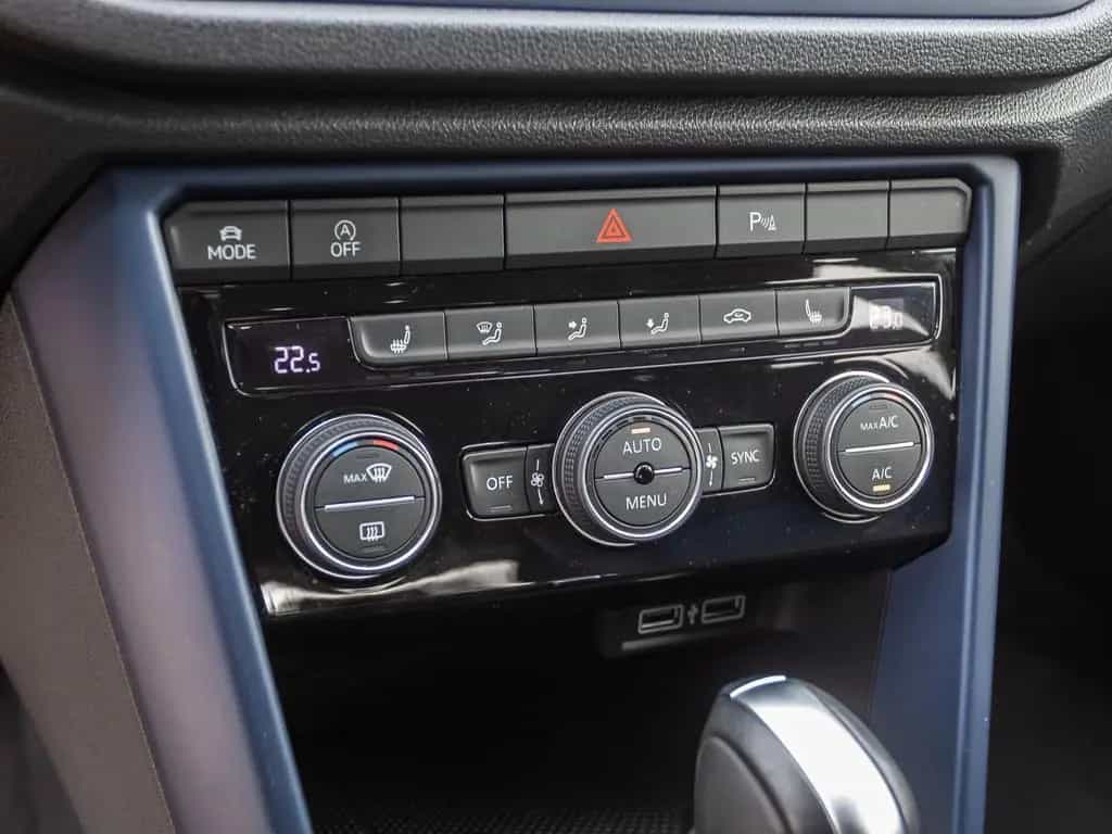 Volkswagen T-Roc 1.5 TSI DSG United R-Line, Navi, LED, Acti 06/2020-photo-15