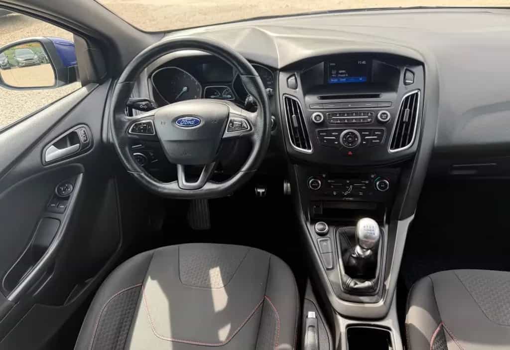 Ford Focus Turnier ST-Line Sportsitze Sport Lenkrad 12/2017-photo-10