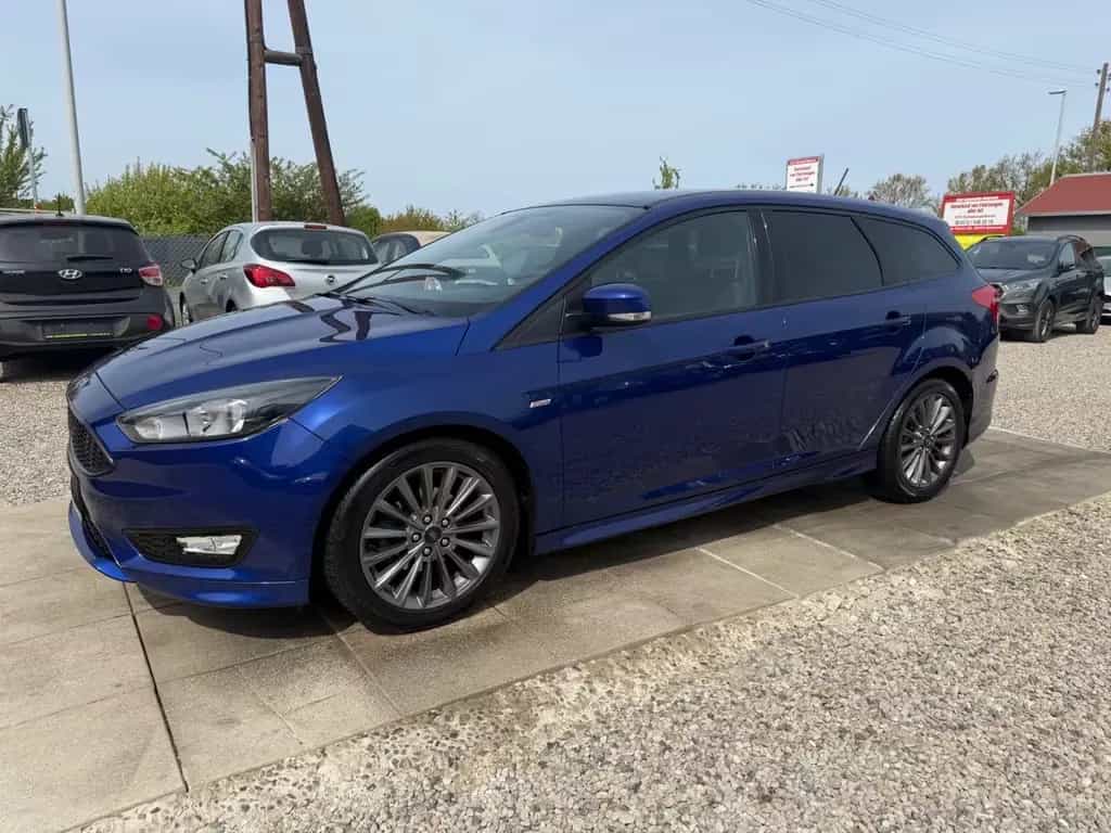 Ford Focus Turnier ST-Line Sportsitze Sport Lenkrad 12/2017-photo-1