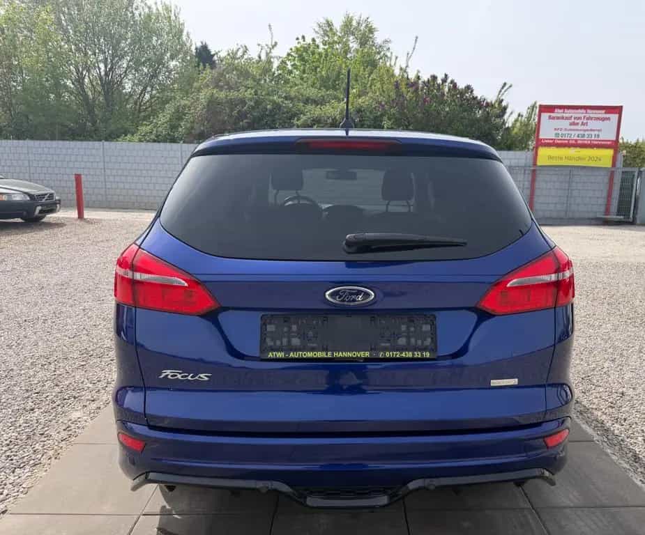 Ford Focus Turnier ST-Line Sportsitze Sport Lenkrad 12/2017-photo-3