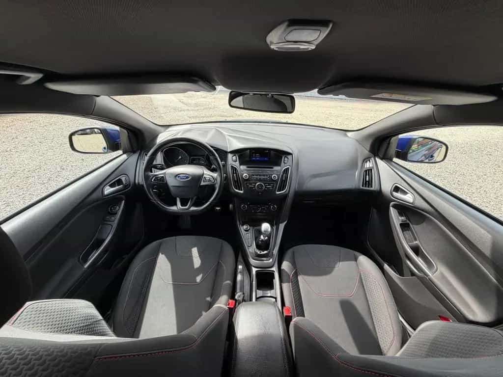 Ford Focus Turnier ST-Line Sportsitze Sport Lenkrad 12/2017-photo-44