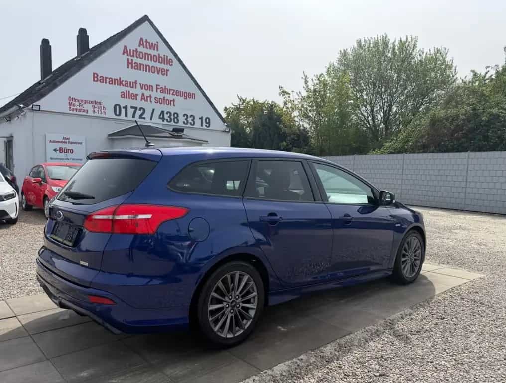 Ford Focus Turnier ST-Line Sportsitze Sport Lenkrad 12/2017-photo-4