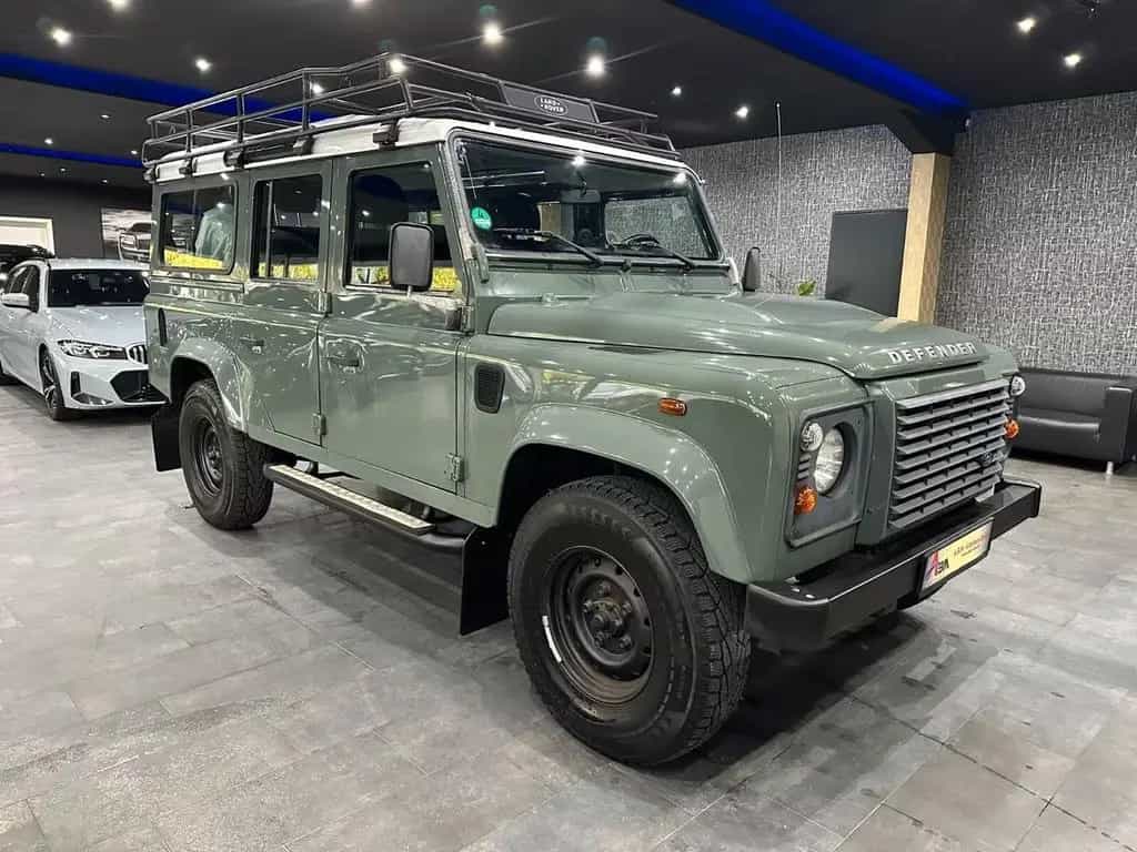 Land Rover Defender 110 2.2 TD4 Station Wagon S 09/2014-photo-0