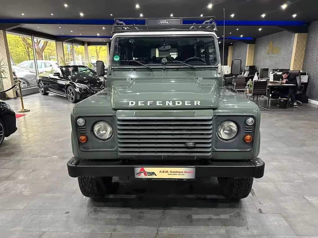 Land Rover Defender 110 2.2 TD4 Station Wagon S 09/2014-photo-1