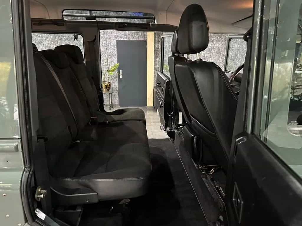 Land Rover Defender 110 2.2 TD4 Station Wagon S 09/2014-photo-10