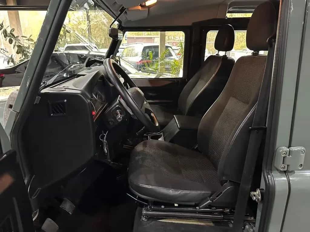 Land Rover Defender 110 2.2 TD4 Station Wagon S 09/2014-photo-7
