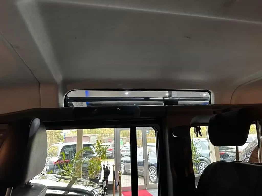 Land Rover Defender 110 2.2 TD4 Station Wagon S 09/2014-photo-9