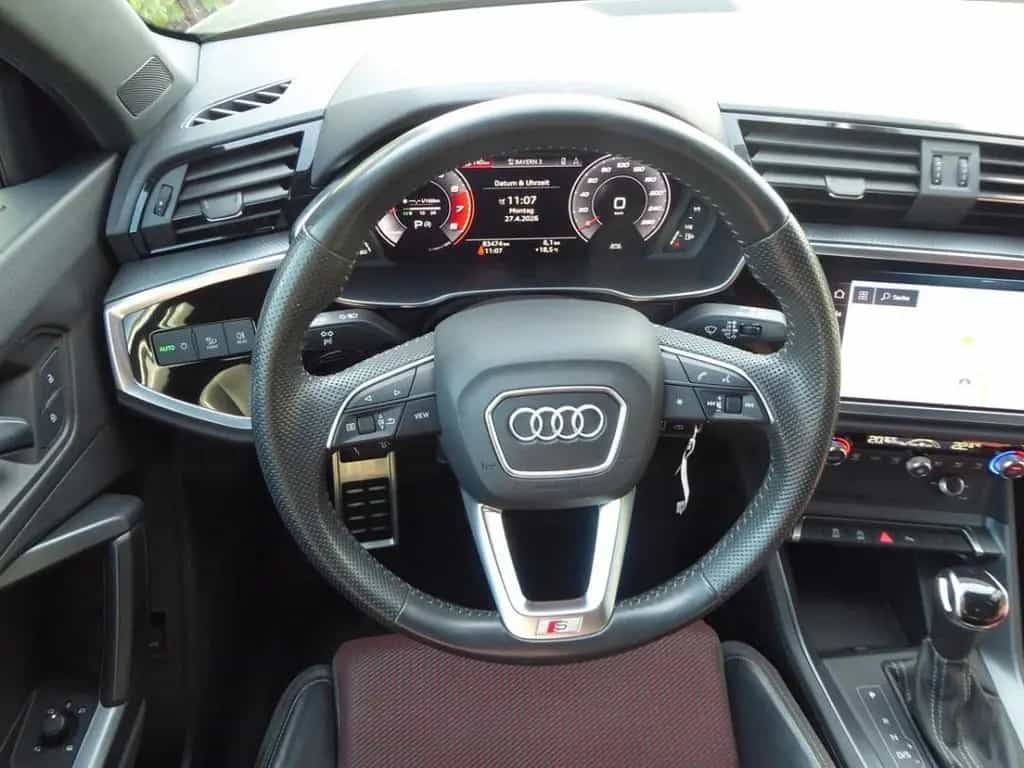 Audi Q3 SUV S line 1.5 TFSI 04/2019-photo-10