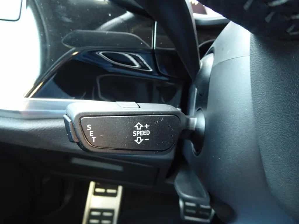 Audi Q3 SUV S line 1.5 TFSI 04/2019-photo-11