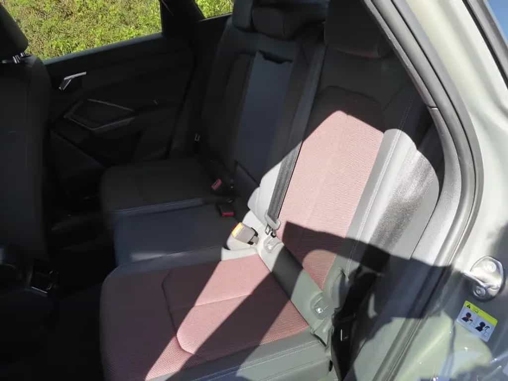 Audi Q3 SUV S line 1.5 TFSI 04/2019-photo-4