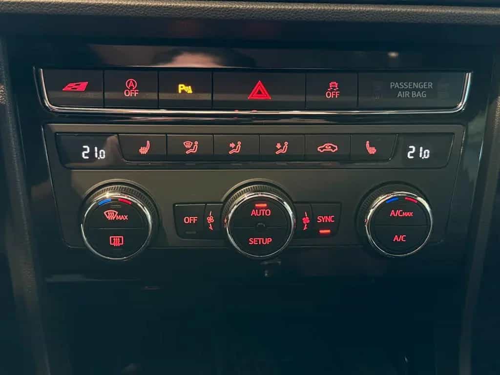 Seat Leon ST Cupra 300 4Drive*Keyless*Ambiente*RFK* 02/2018-photo-19