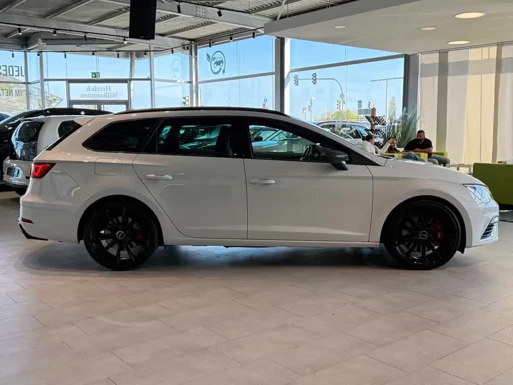 Seat Leon ST Cupra 300 4Drive*Keyless*Ambiente*RFK* 02/2018-photo-7