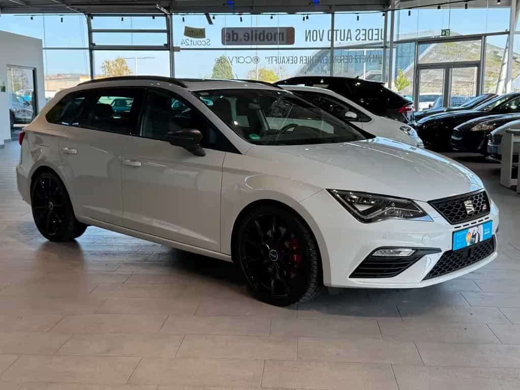 Seat Leon ST Cupra 300 4Drive*Keyless*Ambiente*RFK* 02/2018-photo-8