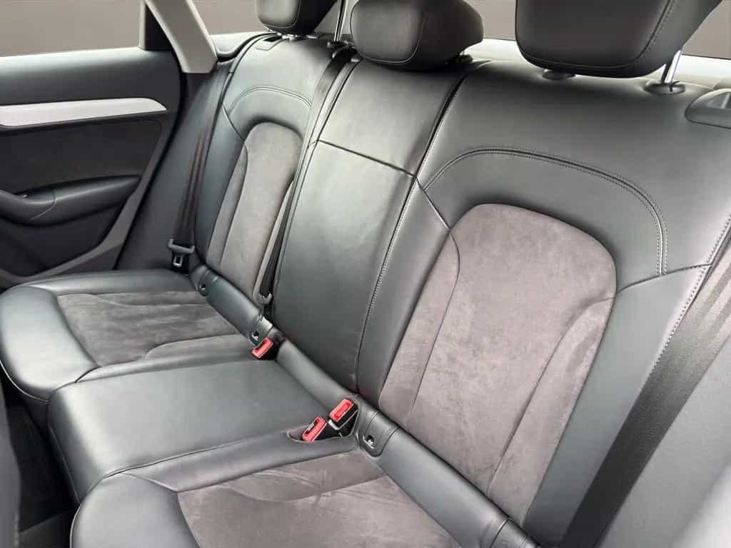 Audi Q3 design quattro S-Tronic AHK/LED 08/2017-photo-14