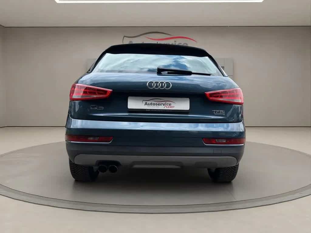 Audi Q3 design quattro S-Tronic AHK/LED 08/2017-photo-3