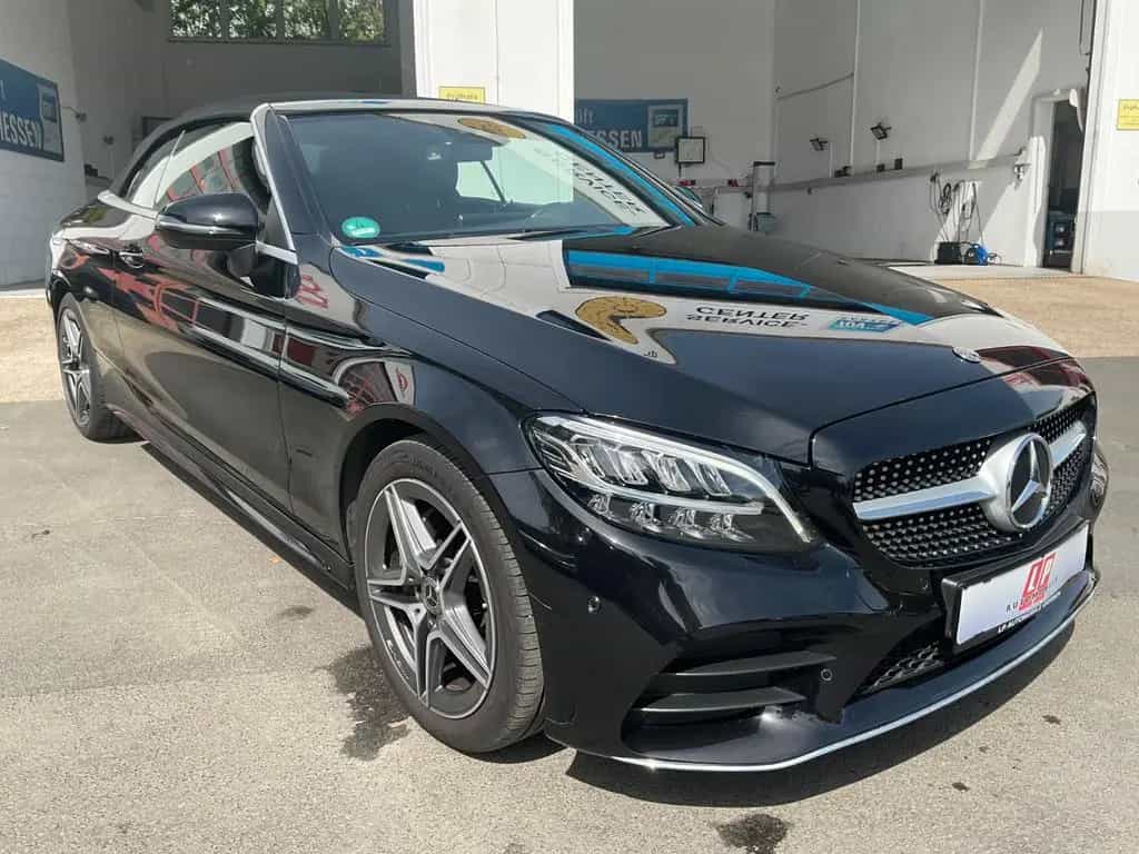 Mercedes-Benz C-Class 180 Cabrio AMG PAKET Navi LED Kamera PDC SHZ 08/2019-photo-2