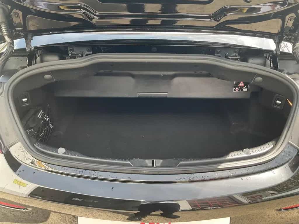 Mercedes-Benz C-Class 180 Cabrio AMG PAKET Navi LED Kamera PDC SHZ 08/2019-photo-32