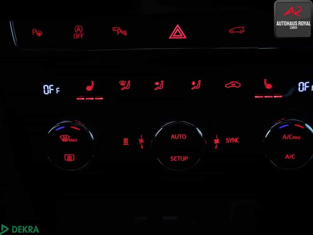 Seat Ateca 1.4 TSI XCELLENCE PANO,360,TRITTBRETT,ACC 02/2018-photo-19