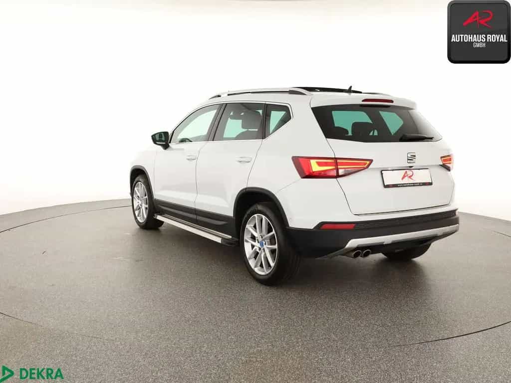 Seat Ateca 1.4 TSI XCELLENCE PANO,360,TRITTBRETT,ACC 02/2018-photo-2