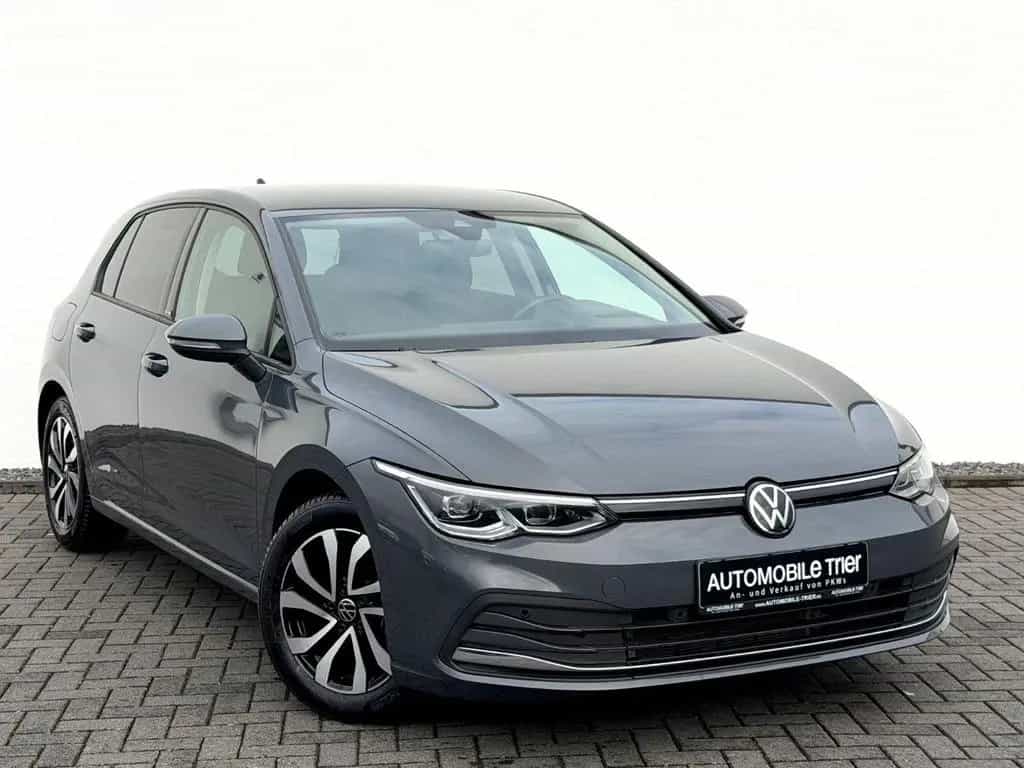 Volkswagen Golf 8 Lim. 1.5 TSI /NAVI/LED/ACC/HUD/CAM/GARANT 01/2023-photo-2