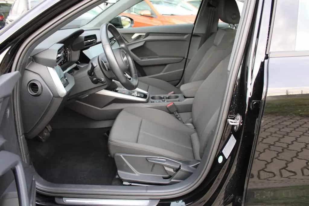 Audi A3 30 TFSI DSG advanced *LED*DAB+*AppleCar*PDC* 01/2021-photo-5
