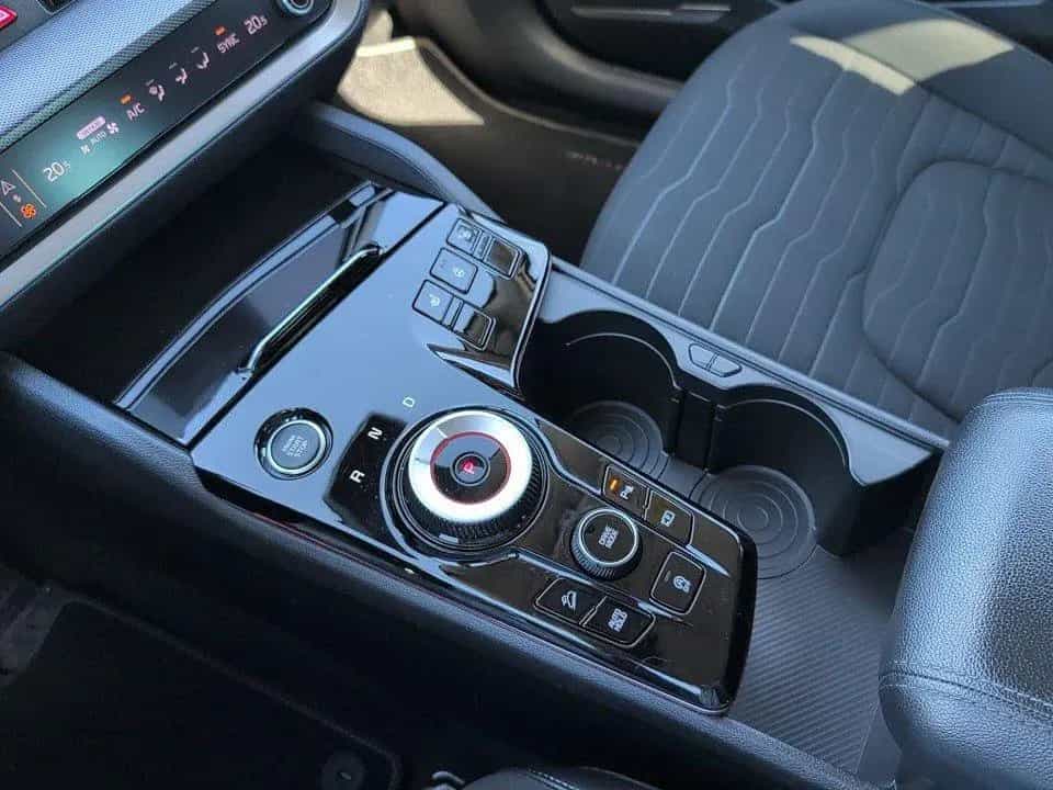 Kia Sportage 1.6T SPIRIT 1.HD DRIVE-WISE-P 360°+NAVI 03/2023-photo-17