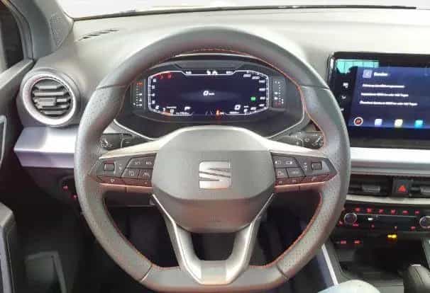 Seat Arona FR 1.0 TSI DSG*NAVI*KAM*SHZ*Full-LED*Keyle 07/2025-photo-2