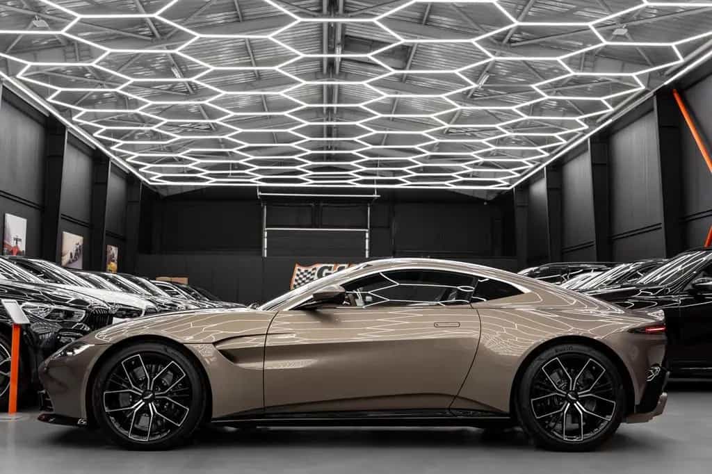 Aston Martin V8 Vantage // NETTO EXPORT 02/2022-photo-25
