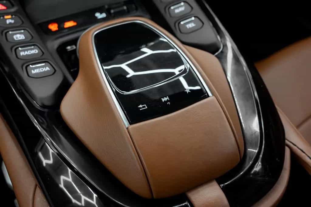 Aston Martin V8 Vantage // NETTO EXPORT 02/2022-photo-30