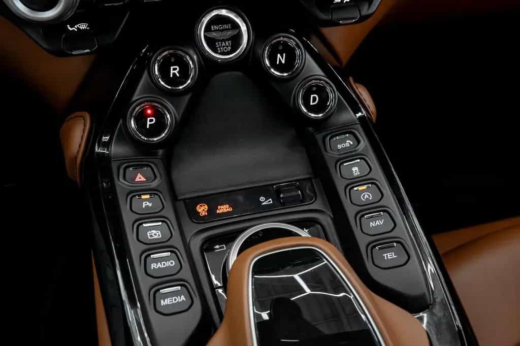 Aston Martin V8 Vantage // NETTO EXPORT 02/2022-photo-31