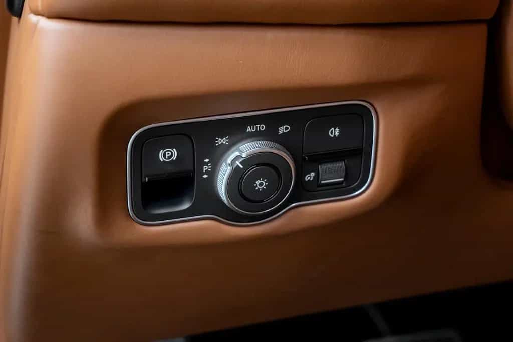 Aston Martin V8 Vantage // NETTO EXPORT 02/2022-photo-35