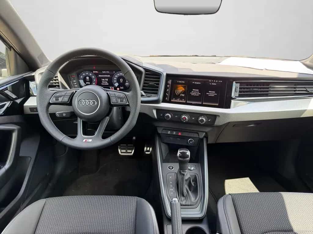Audi A1 allstreet 35 TFSI 110(150) kW(PS) S tronic null-photo-2